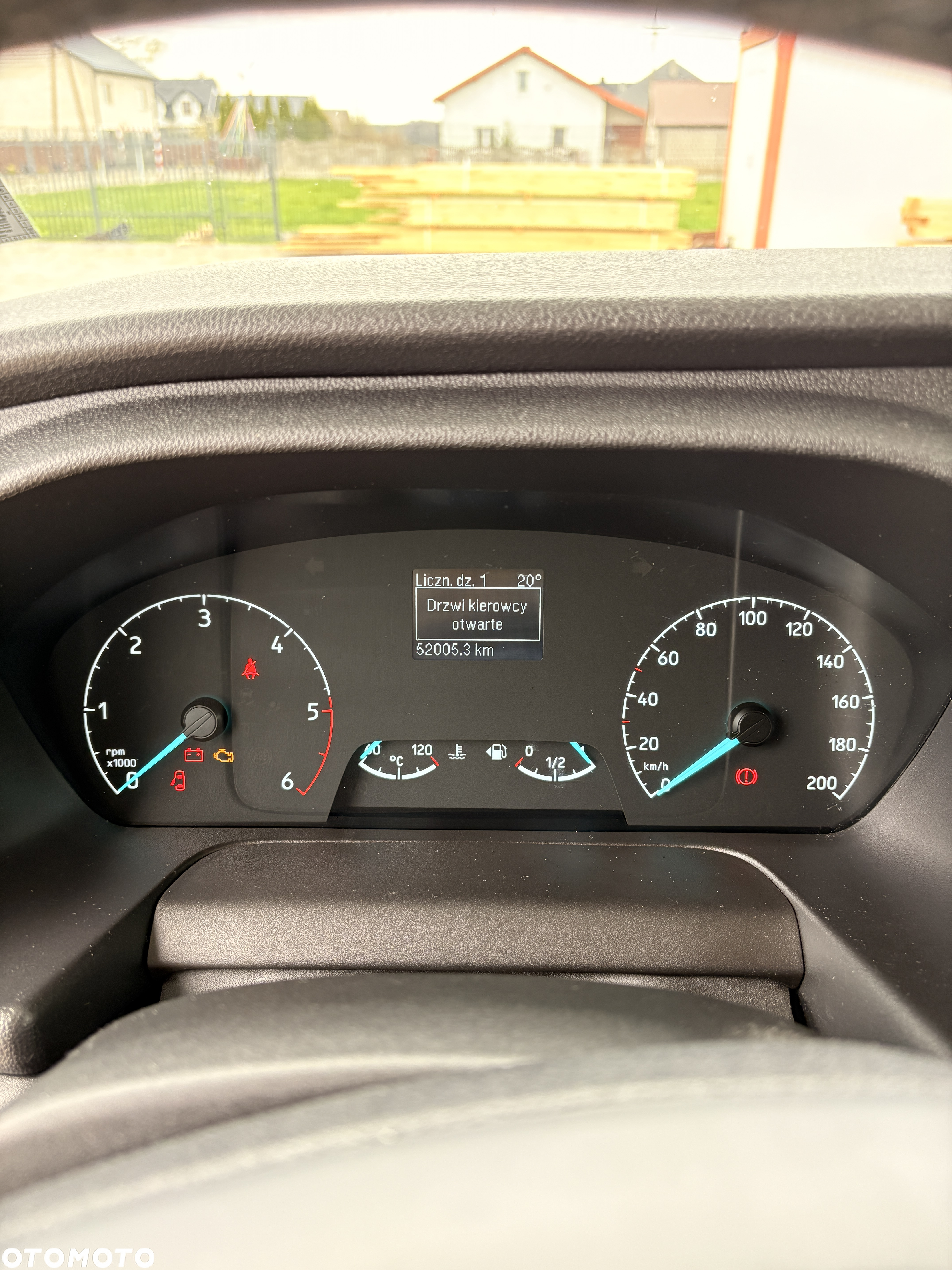 Ford Transit - 20