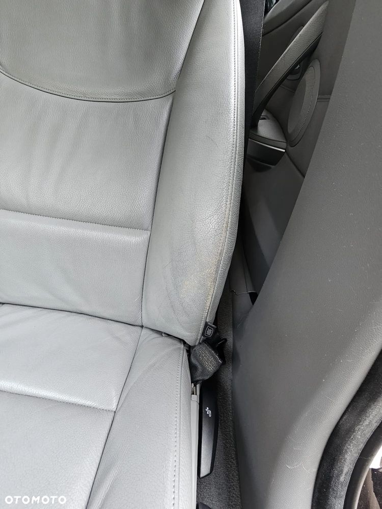BMW Seria 3 318i - 31