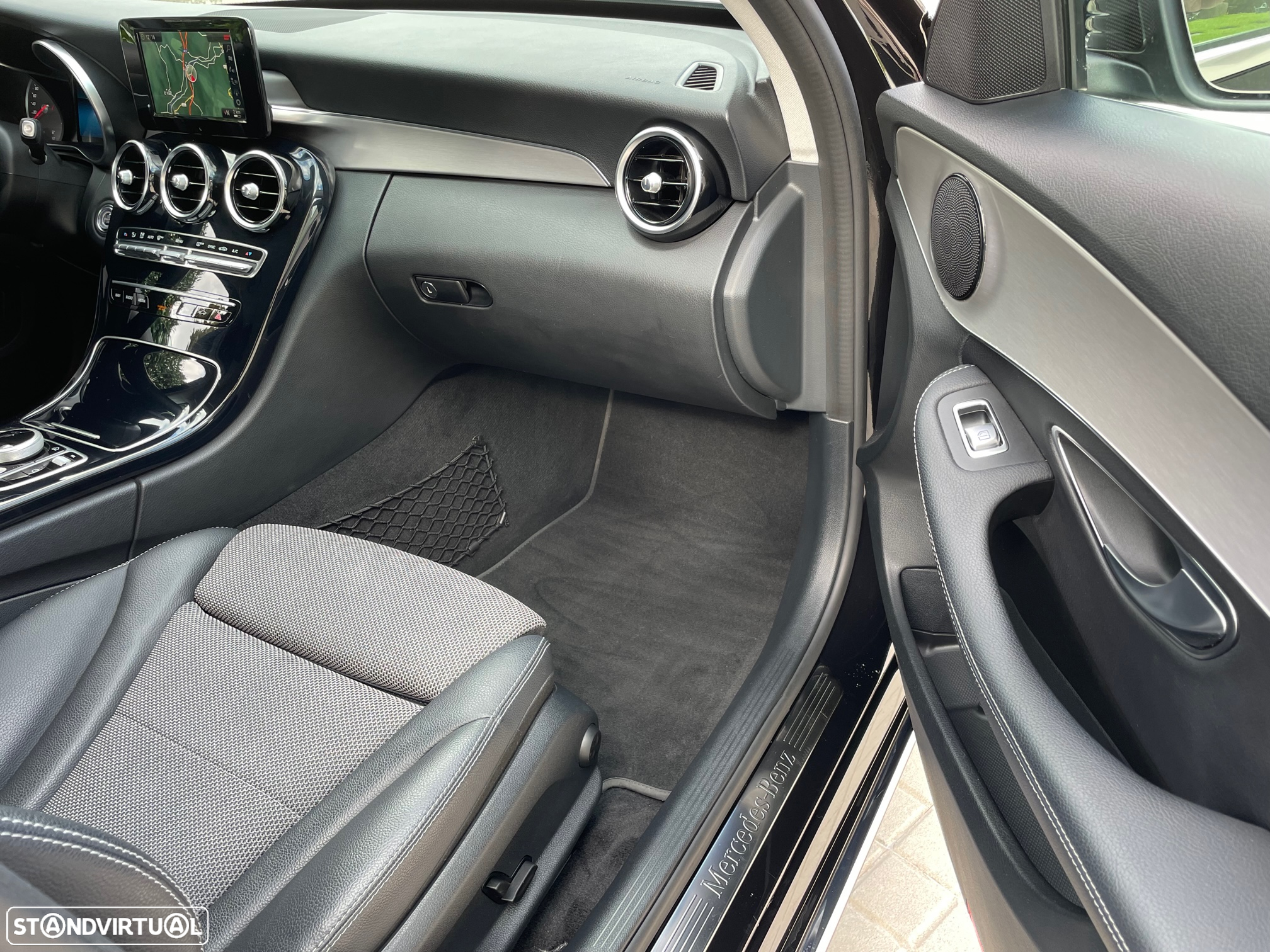 Mercedes-Benz C 220 d Avantgarde - 35