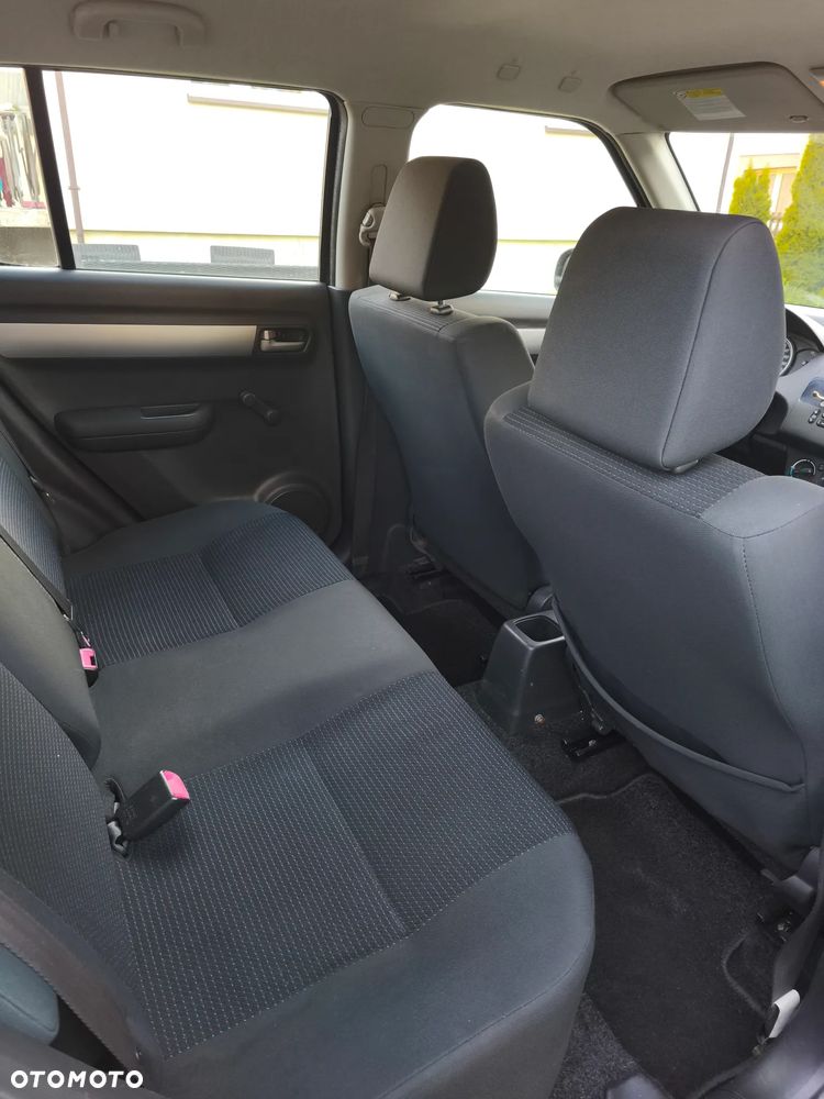 Suzuki Swift - 8