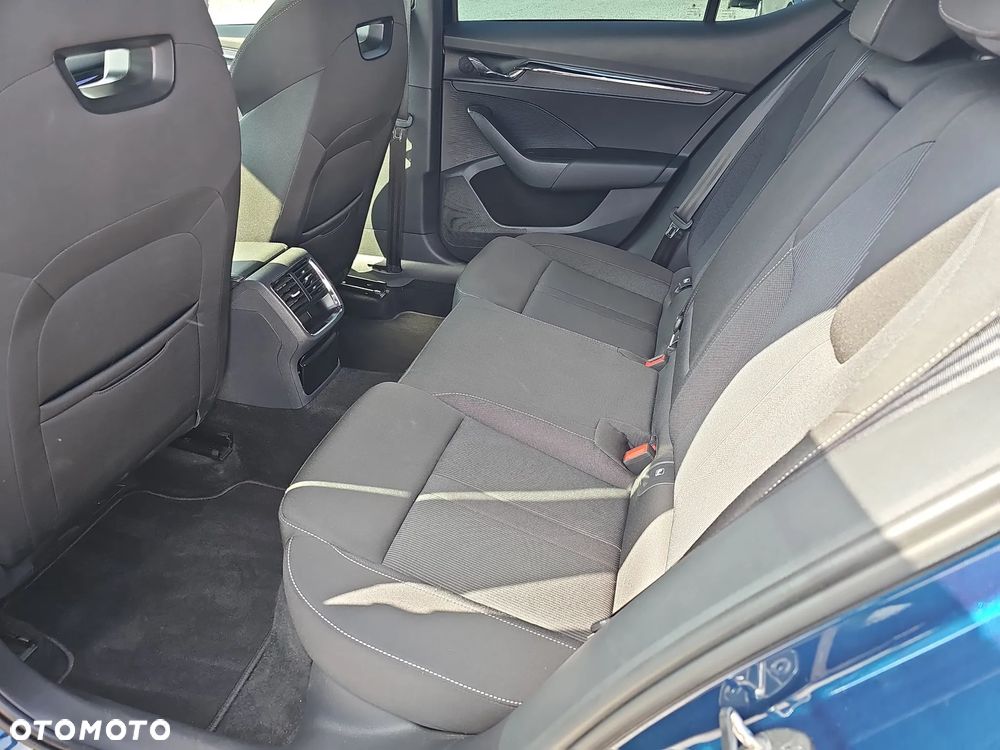 Skoda Octavia 2.0 TSI 4x4 Style DSG - 25