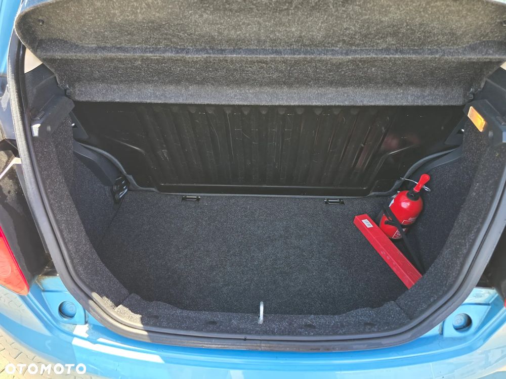 Ford KA 1.2 Titanium EU5 - 7