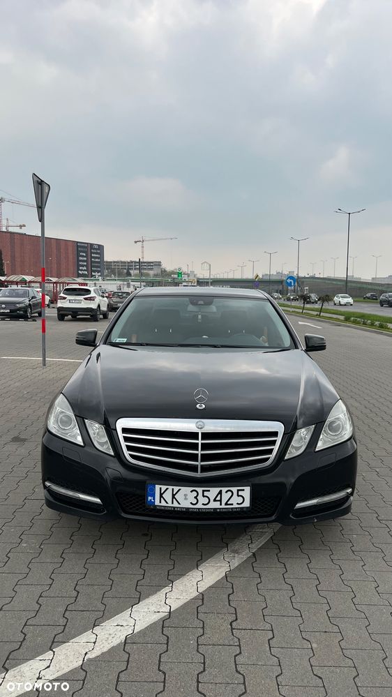 Mercedes-Benz Klasa E 220 CDI BlueEff - 2