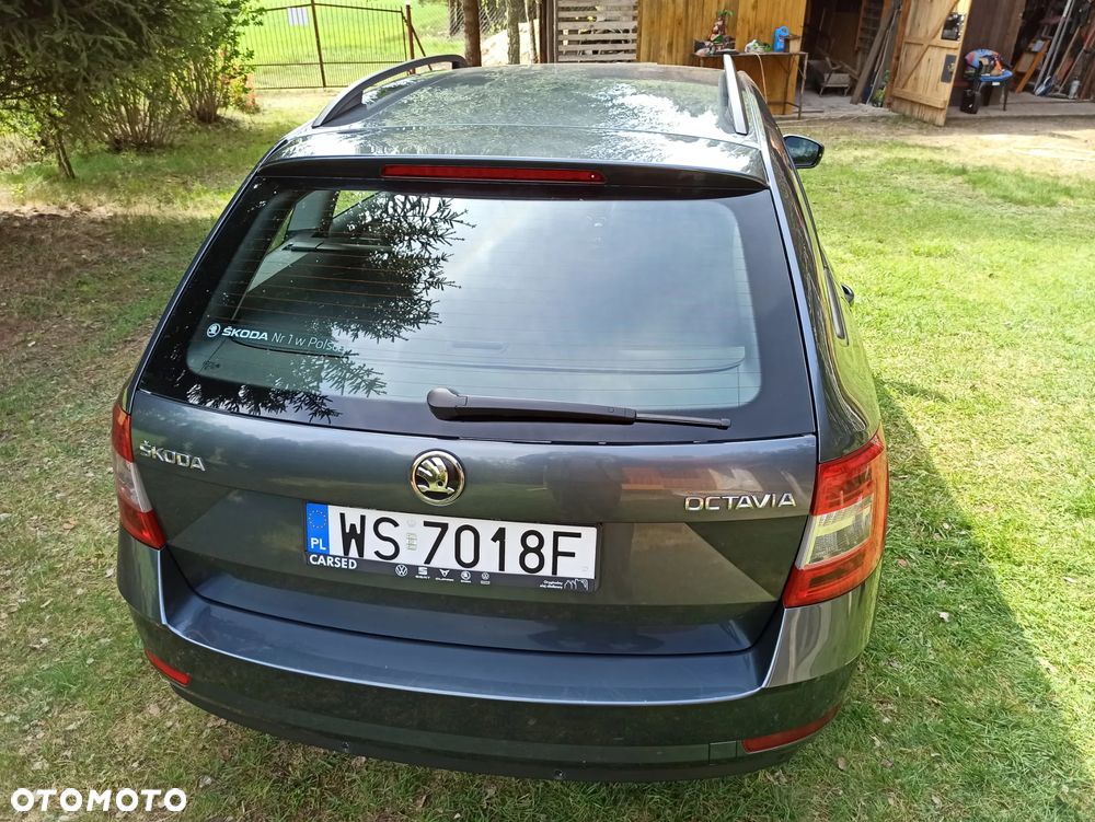 Skoda Octavia 2.0 TDI Ambition DSG - 5