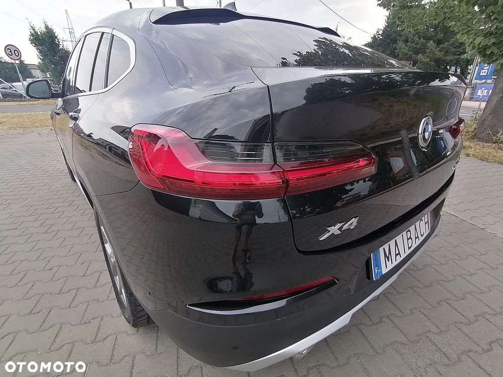 BMW X4 xDrive20d xLine sport - 12