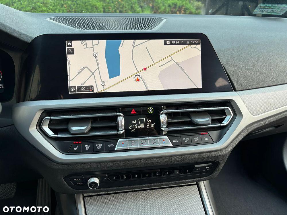 BMW Seria 3 318i Business Edition sport - 12