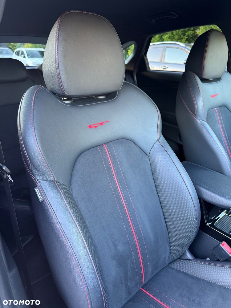 Kia ProCeed - 13