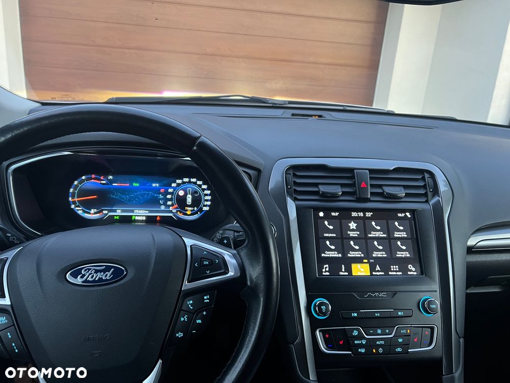 Ford Mondeo 2.0 EcoBlue Titanium - 26