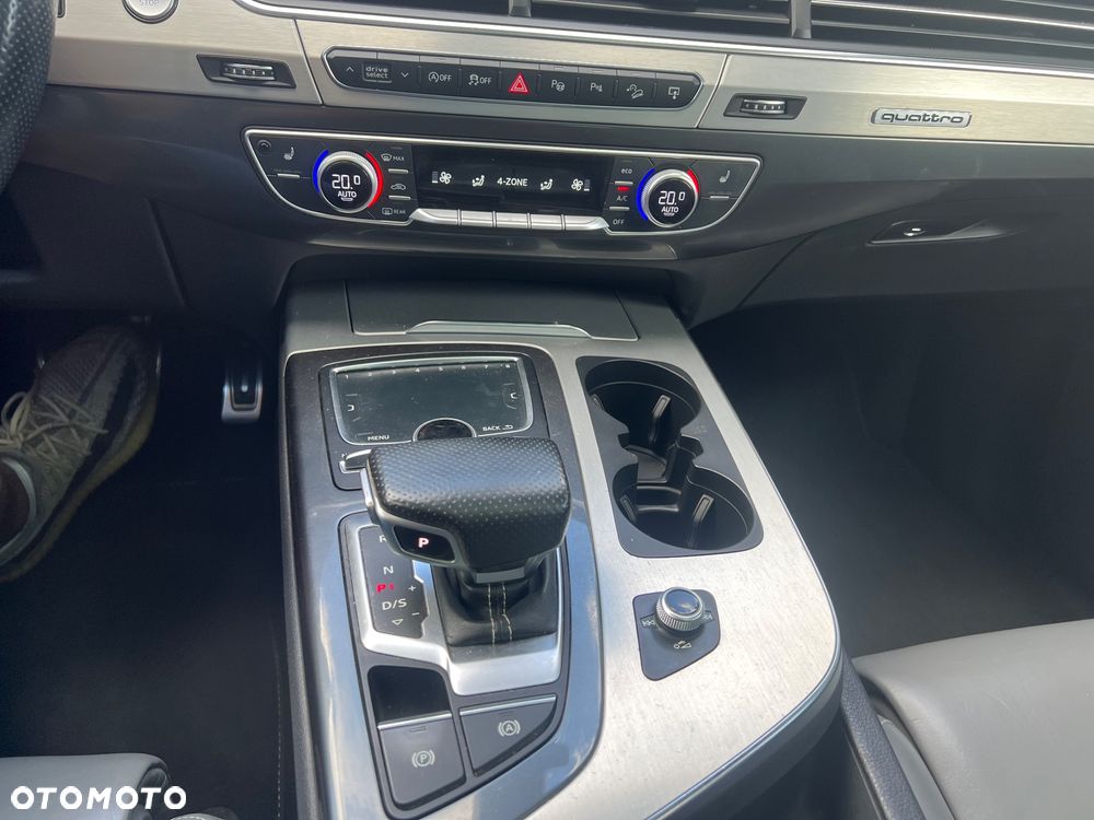 Audi Q7 - 23