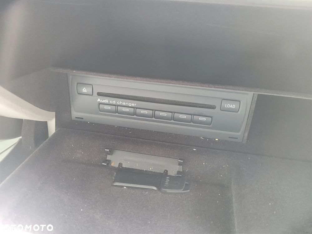 Audi A6 Limousine 2.4 Multitronic - 22