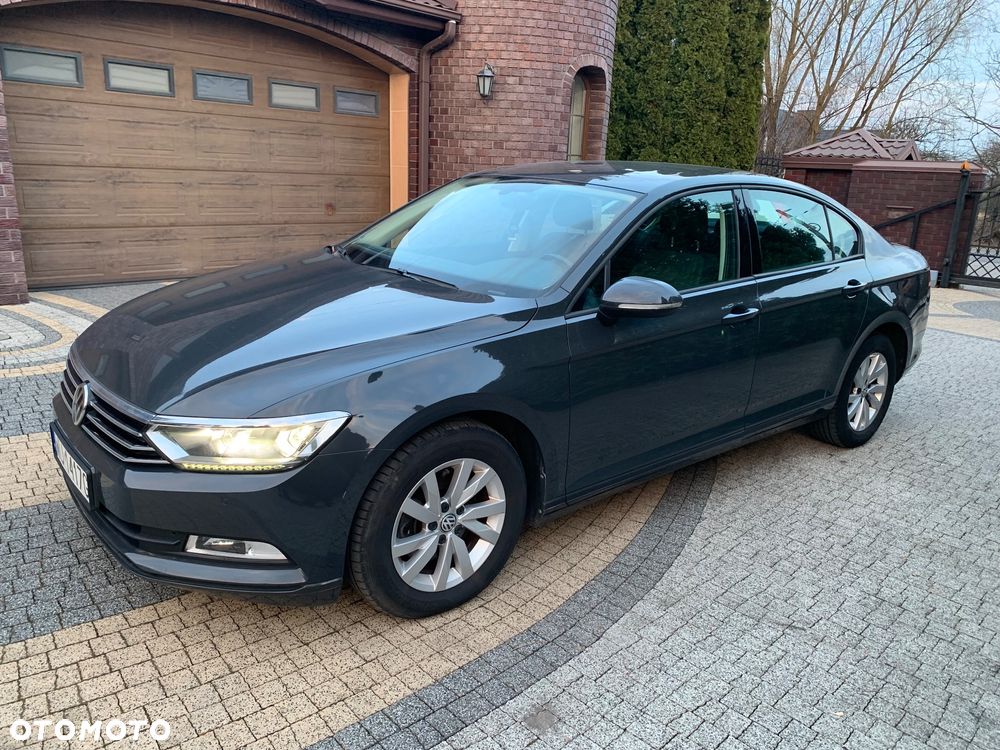 Volkswagen Passat 1.6 TDI BMT City - 11