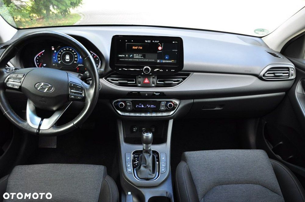 Hyundai i30 1.6 CRDI DCT Select - 31