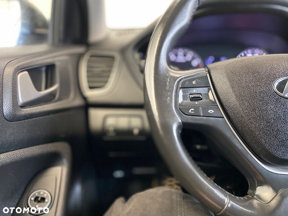 Hyundai i20 1.2 Classic Plus - 17