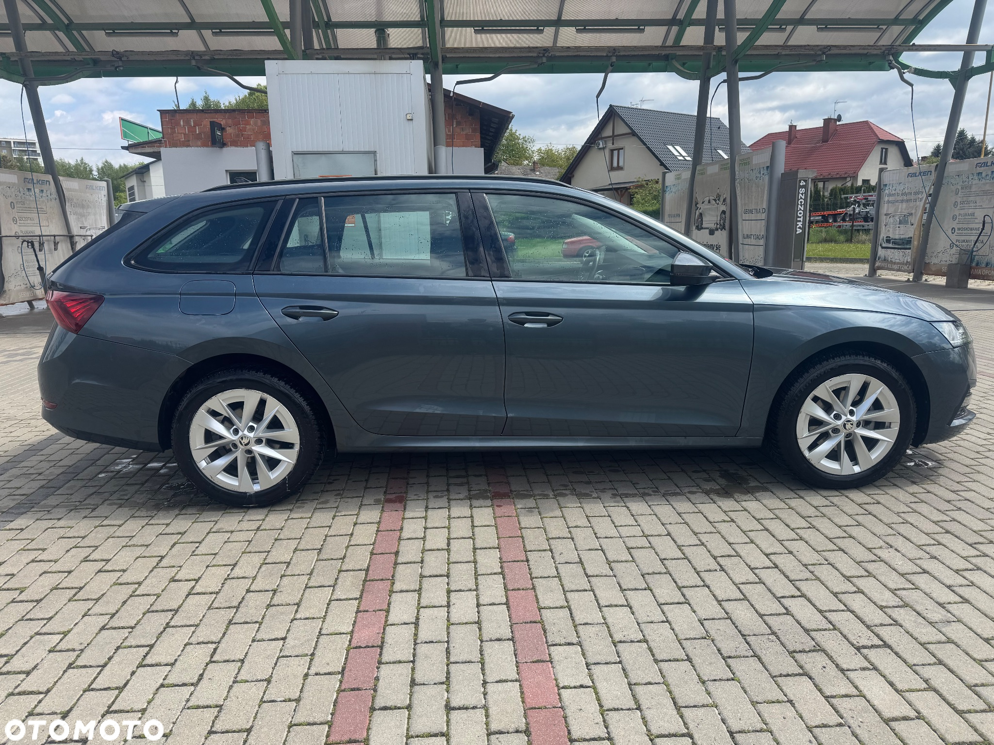 Skoda Octavia 2.0 TDI Style DSG - 6