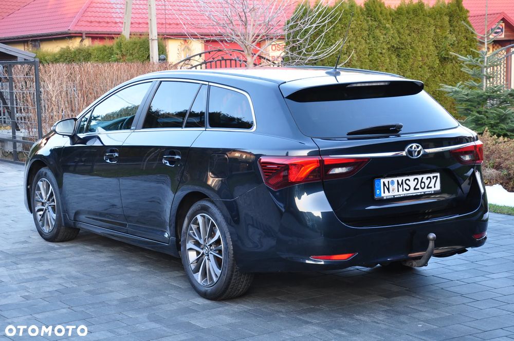Toyota Avensis Touring Sports 1.8 Edition-S - 11