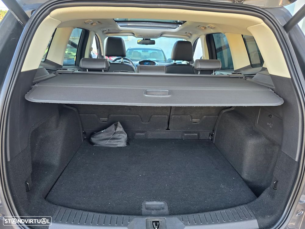Ford Kuga 2.0 TDCi Titanium - 29
