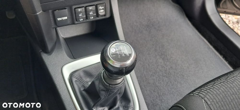 Toyota Auris 1.6 Premium Start - 37