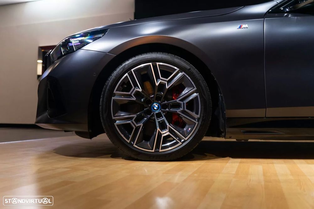 BMW i5 M60 xDrive Pack Desportivo M Pro - 9