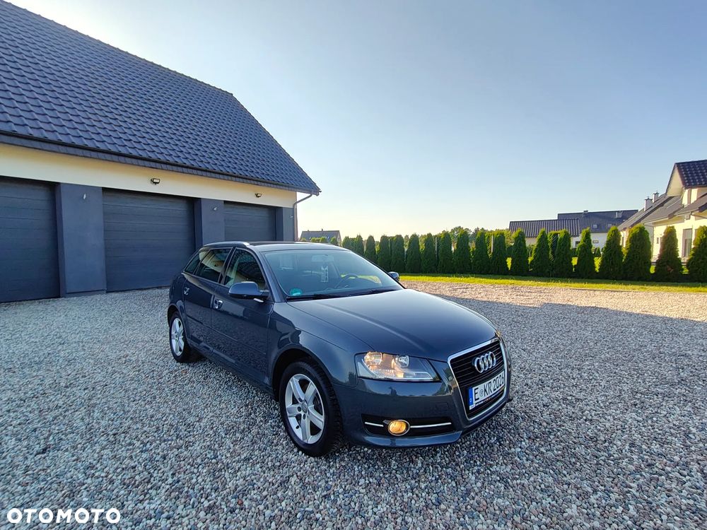 Audi A3 Sportback 1.6 Ambiente - 18