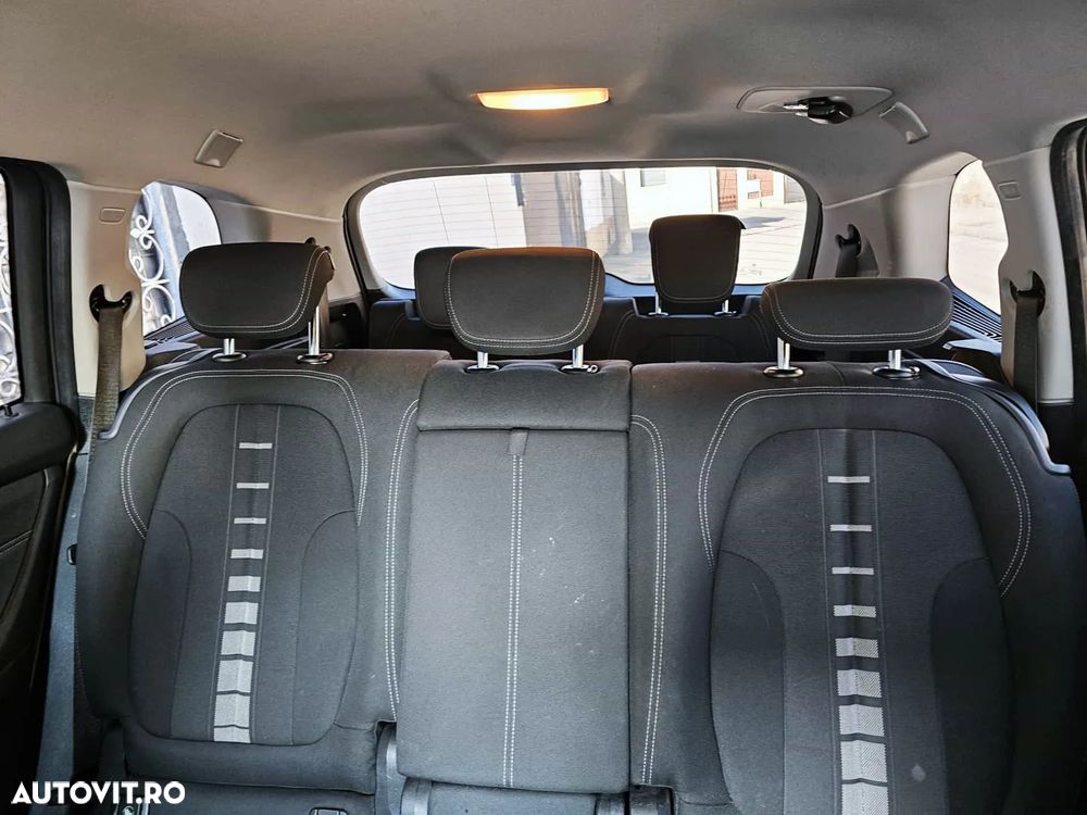 BMW Seria 2 220d xDrive Aut. - 10