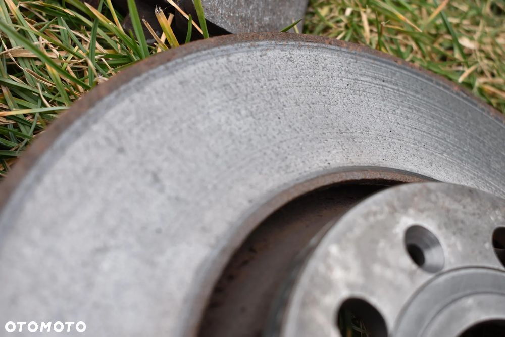 AUDI A8 D3 TARCZE HAMULCOWE KLOCKI TYLNE 290mm BREMBO - 6