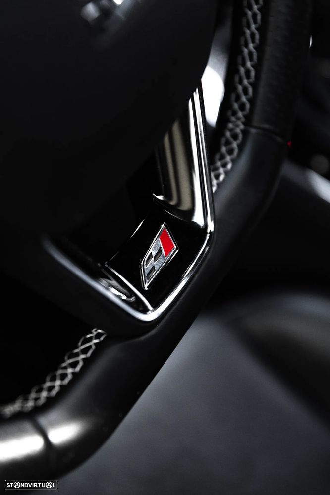 SEAT Leon 2.0 TSI S&S DSG Cupra 300 - 4