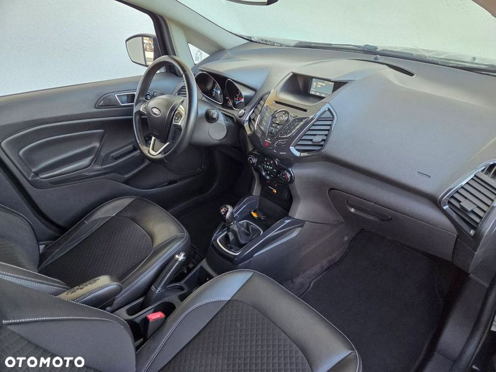 Ford EcoSport - 10