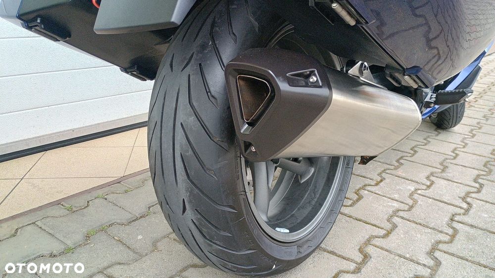 Triumph Trophy - 30