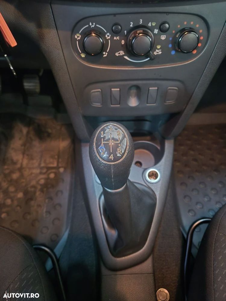 Dacia Logan - 16