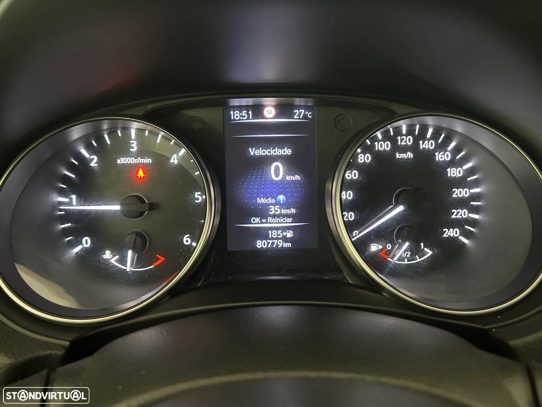 Nissan Qashqai 1.5 dCi N-Connecta J18 - 18