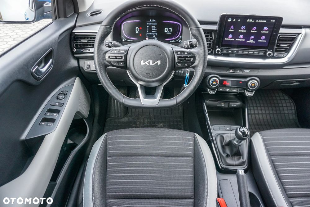 Kia Stonic 1.2 L - 36