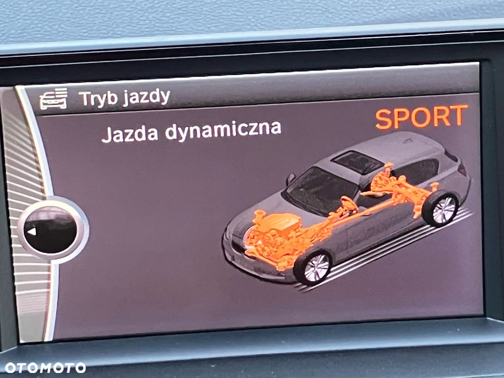 BMW Seria 1 120i Edition Lifestyle - 29