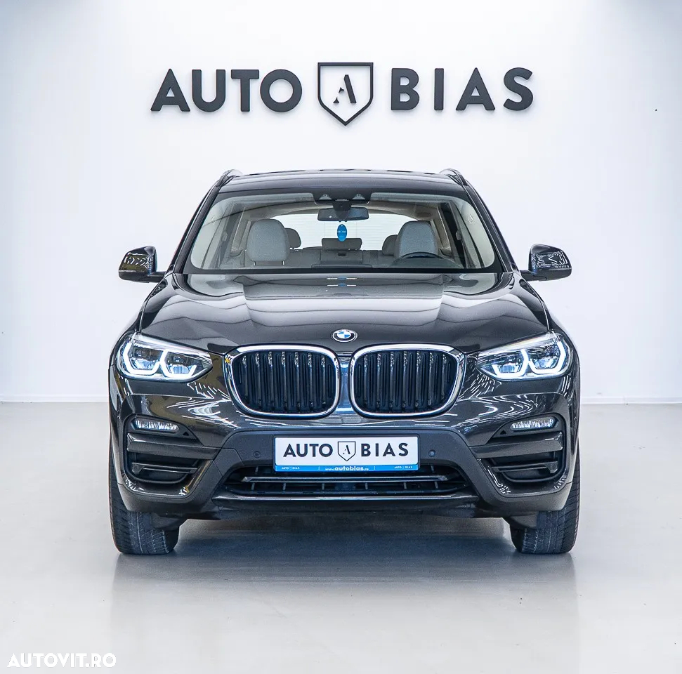 BMW X3 xDrive20i AT Luxury Line - 22