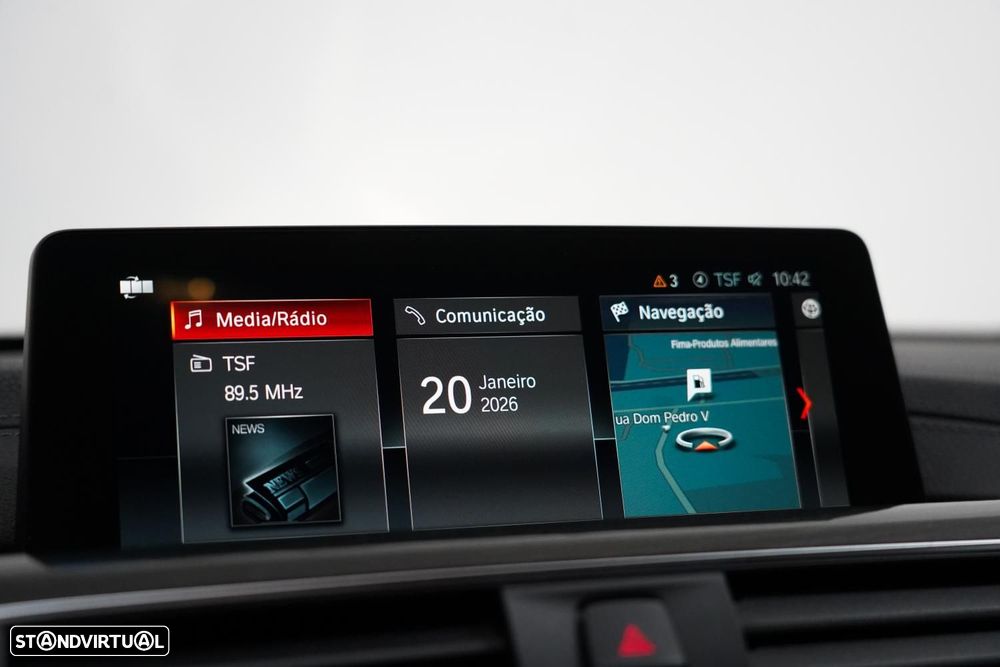 BMW 330 e iPerformance - 11