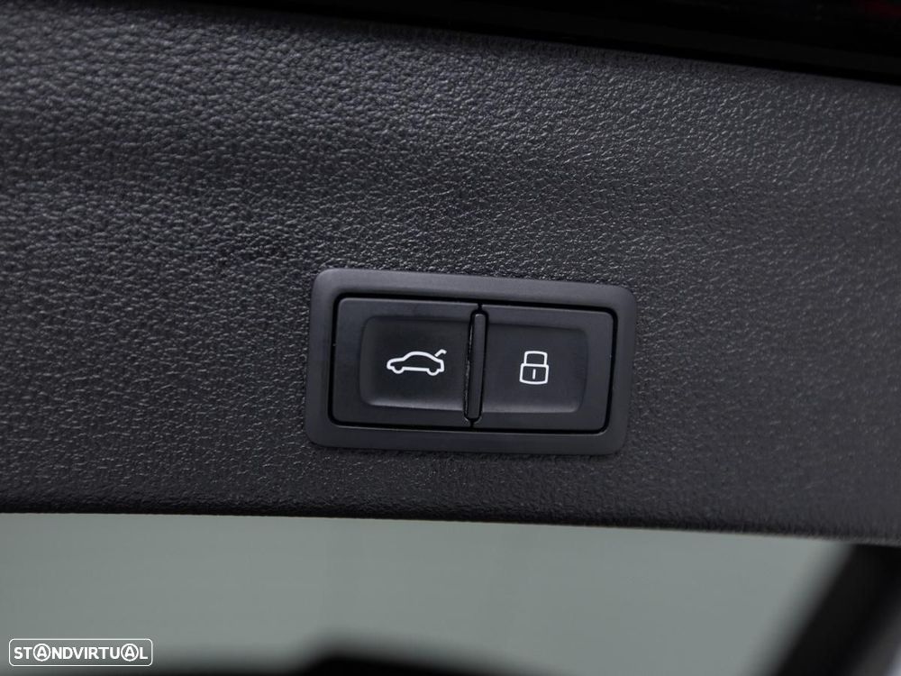 Audi RS6 Avant 4.0 TFSI quattro Tiptronic - 16