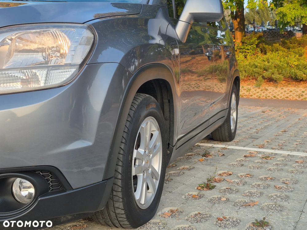 Chevrolet Orlando - 10