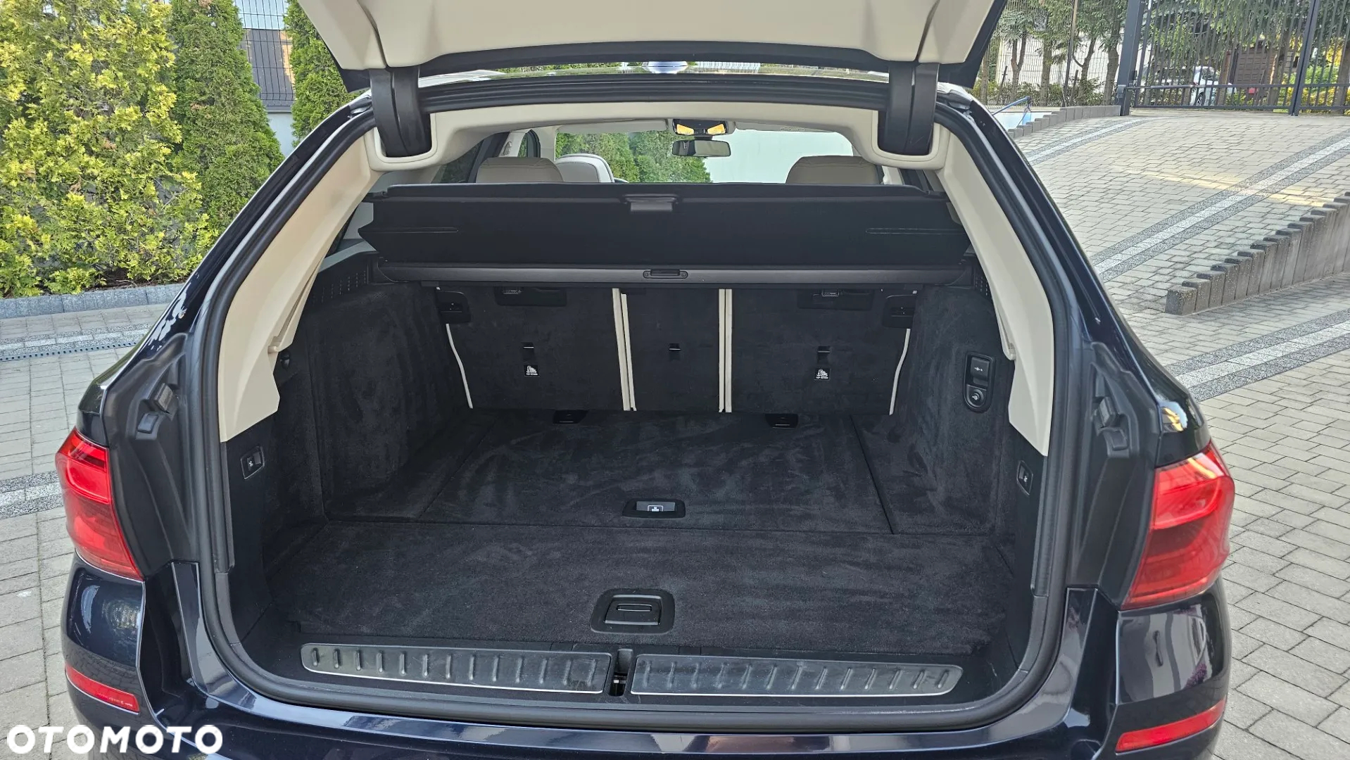 BMW Seria 5 530d xDrive Luxury Line - 23