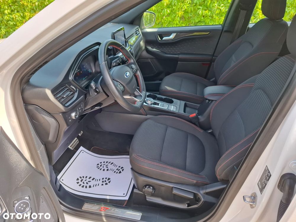 Ford Kuga 2.5P PHEV FWD ST-Line - 24