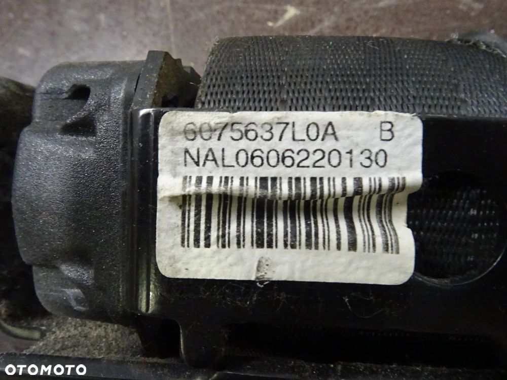 VOLVO XC70 01-07 2.5T 210KM DESKA ROZDZIELCZA - 19