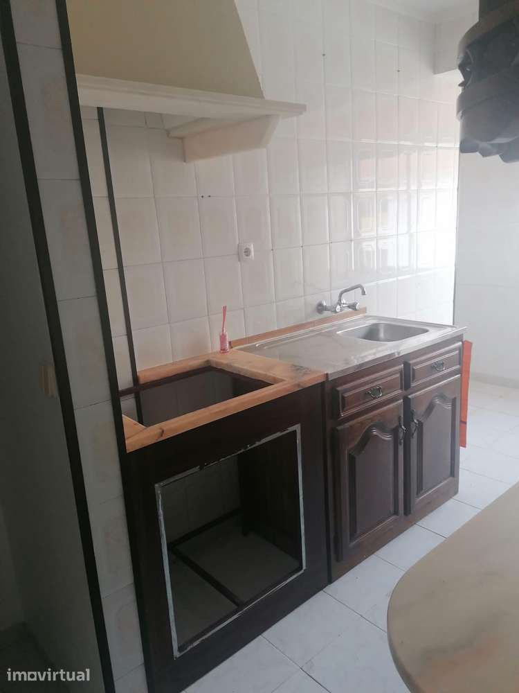 T2 pronto a habitar no centro de Borba – Excelente oportunidade - Grande imagem: 5/17
