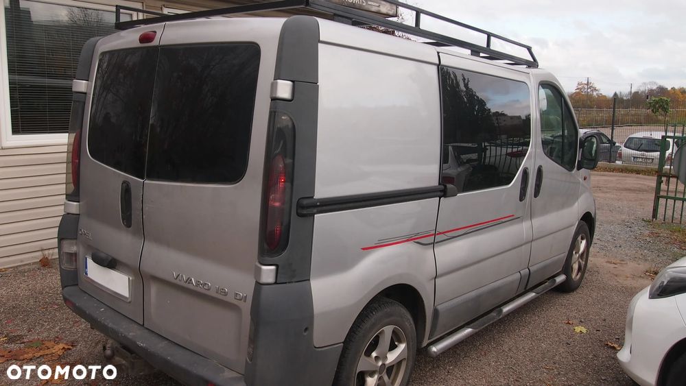Opel Vivaro 2002 photo 4