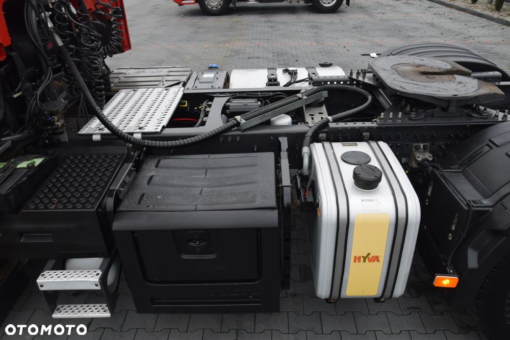 Volvo FH500 / NISKA KABINA / HYDRAULIKA / EURO 6 / ACC / LEDY / ALUFELGI / SERWISOWANY / SPROWADZONY - 17