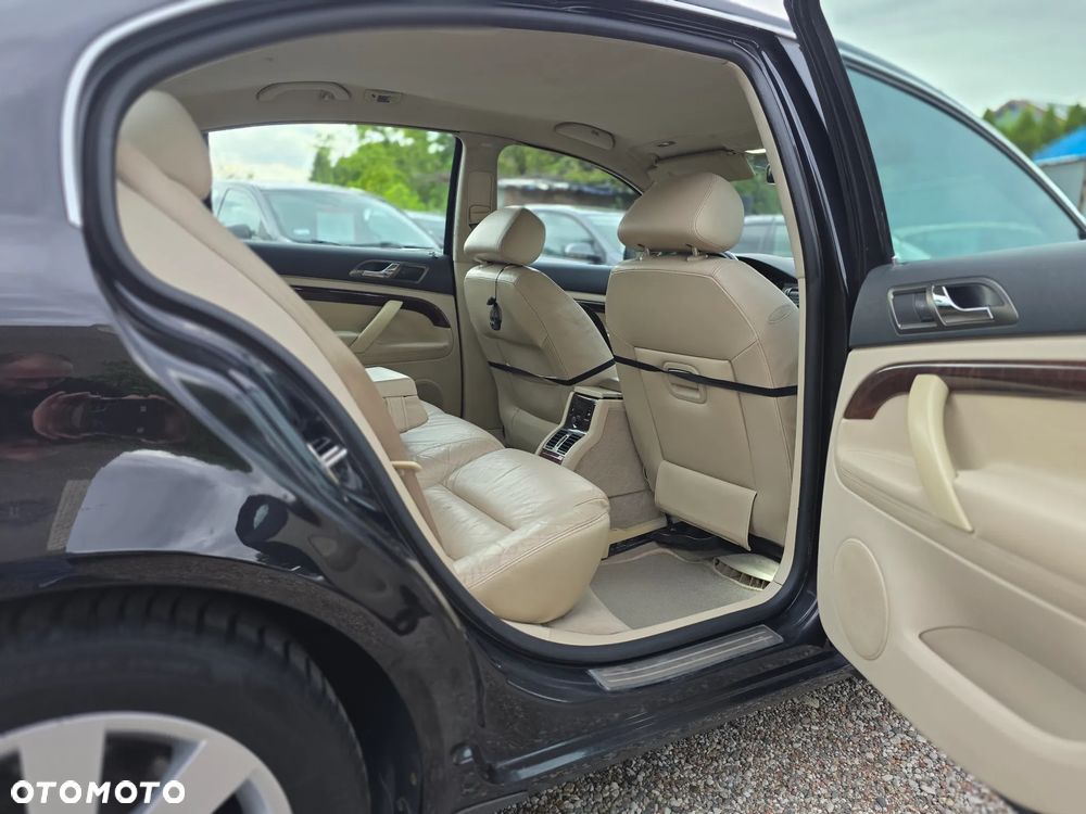 Skoda Superb 2.8 V6 Automatik Elegance - 7