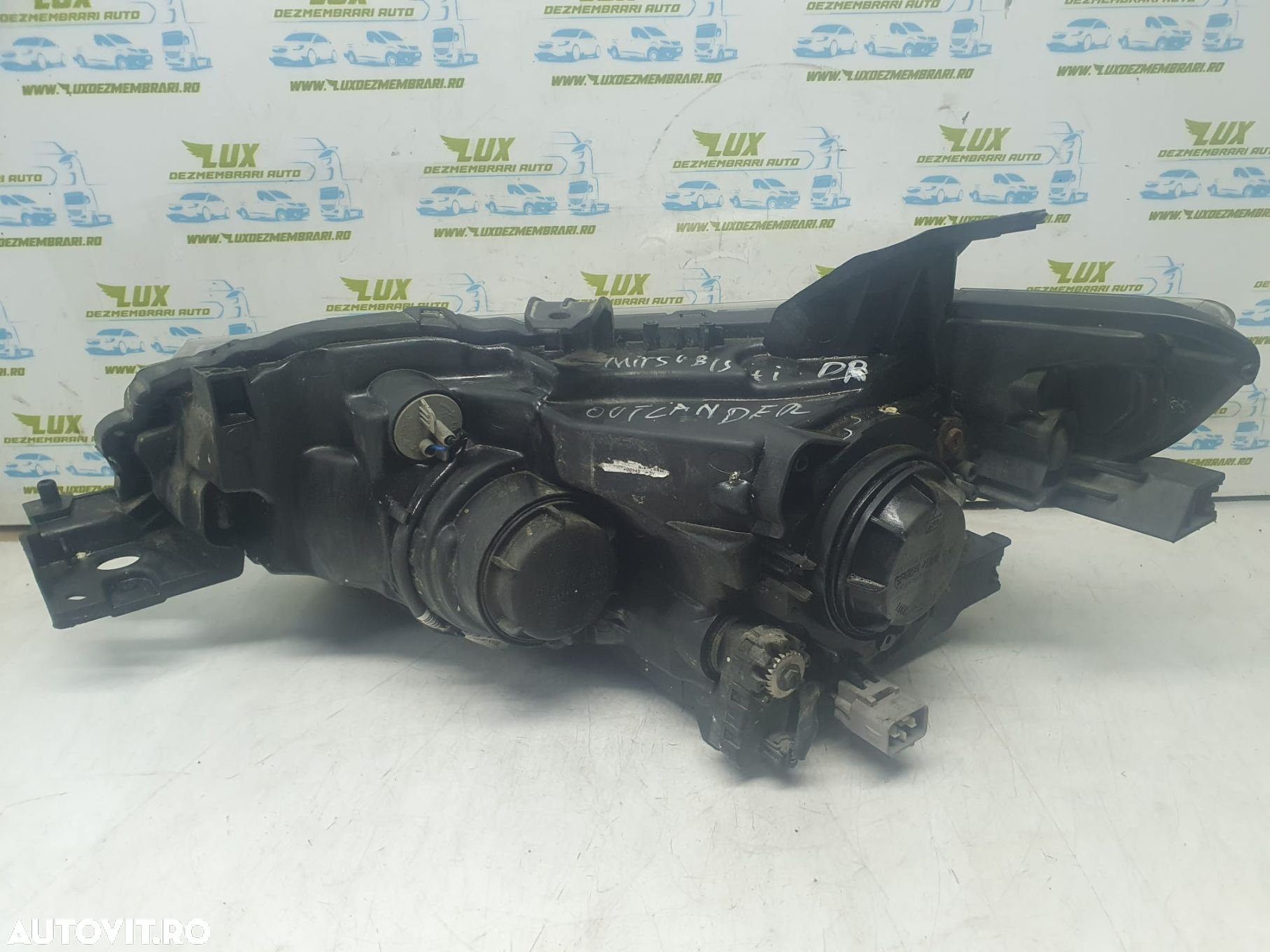 Far dreapta Mitsubishi Outlander 3 [2012 - 2014] - 2