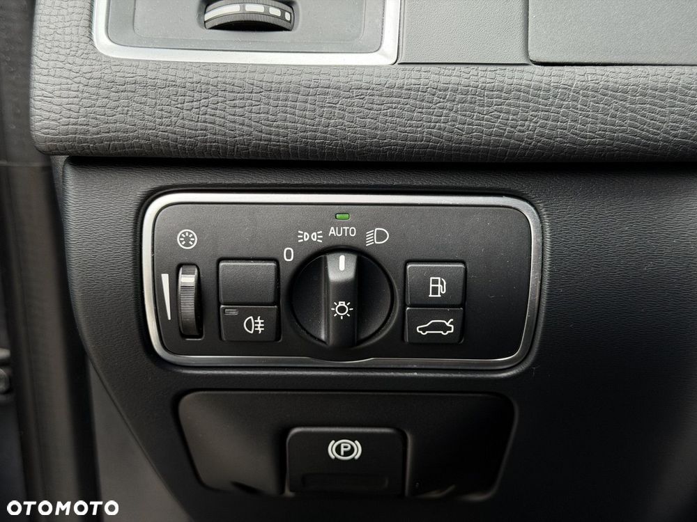 Volvo XC 60 - 21