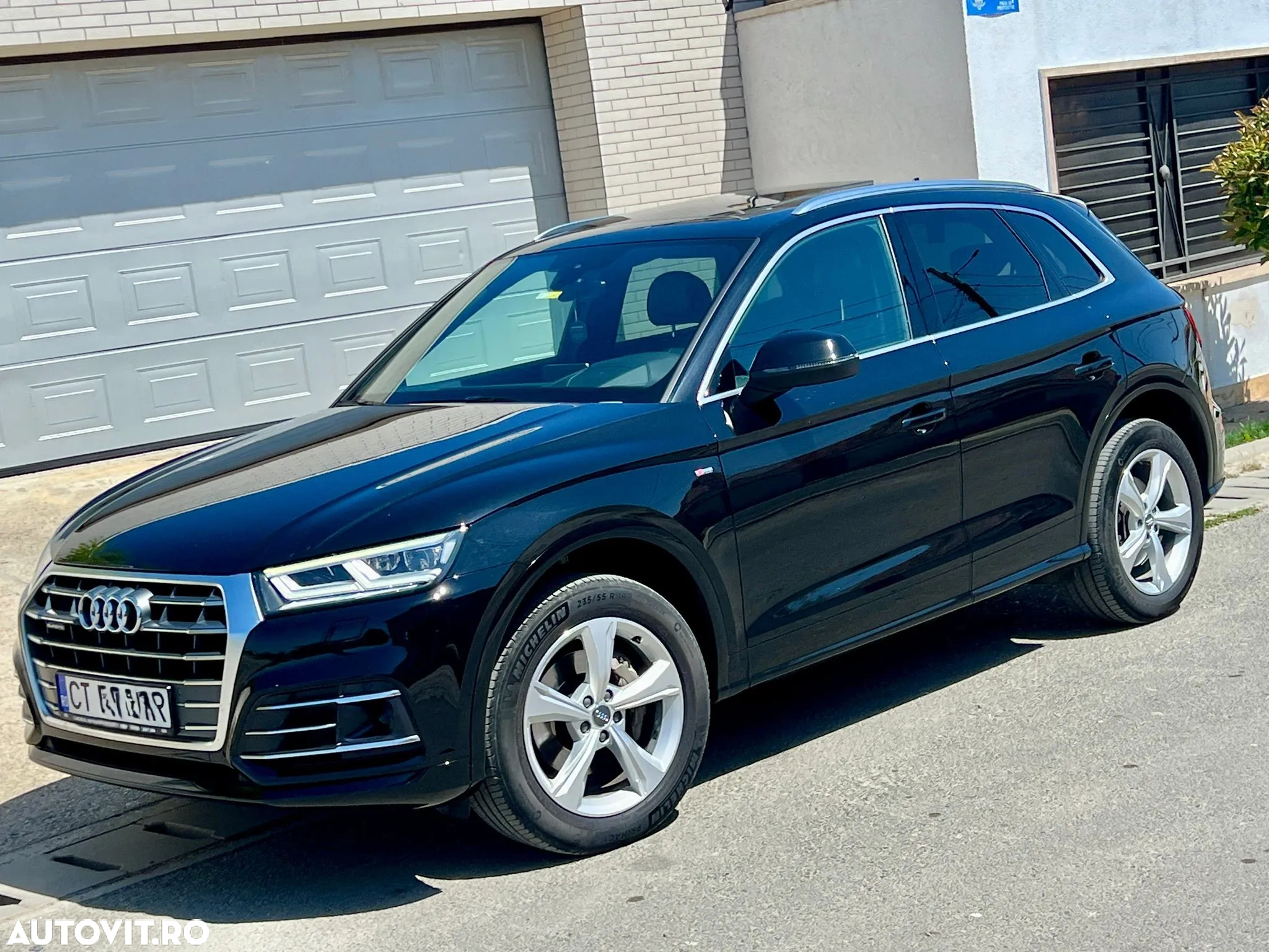 Audi Q5 2.0 40 TDI quattro S tronic Design - 7