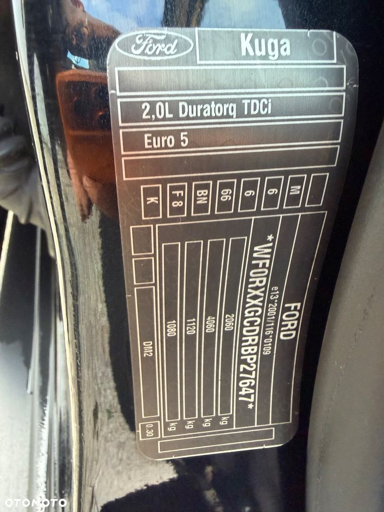 Ford Kuga 2.0 TDCi 2x4 Titanium - 27