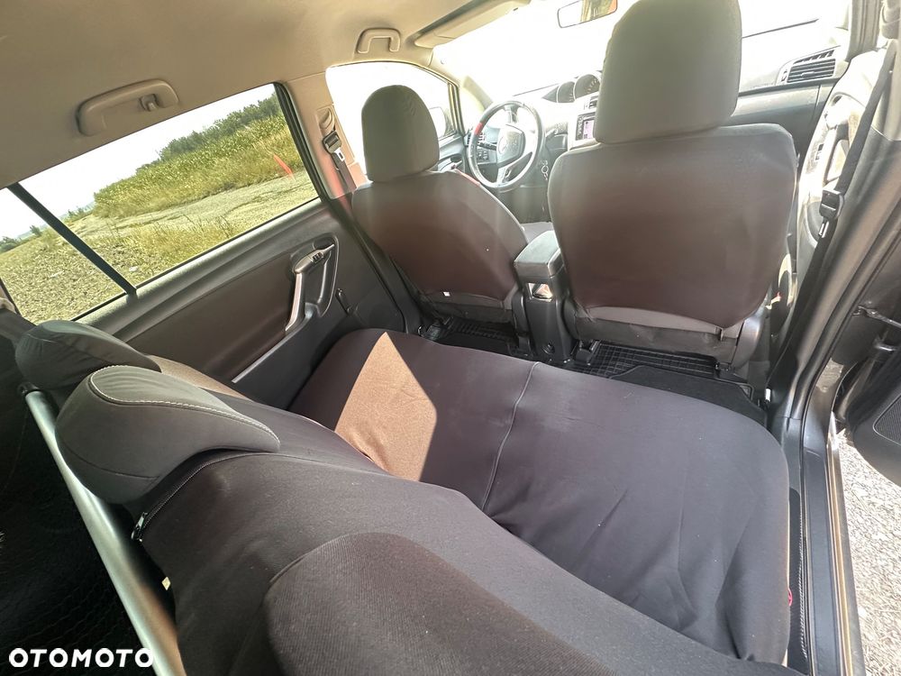 Toyota Verso 1.6 - 7