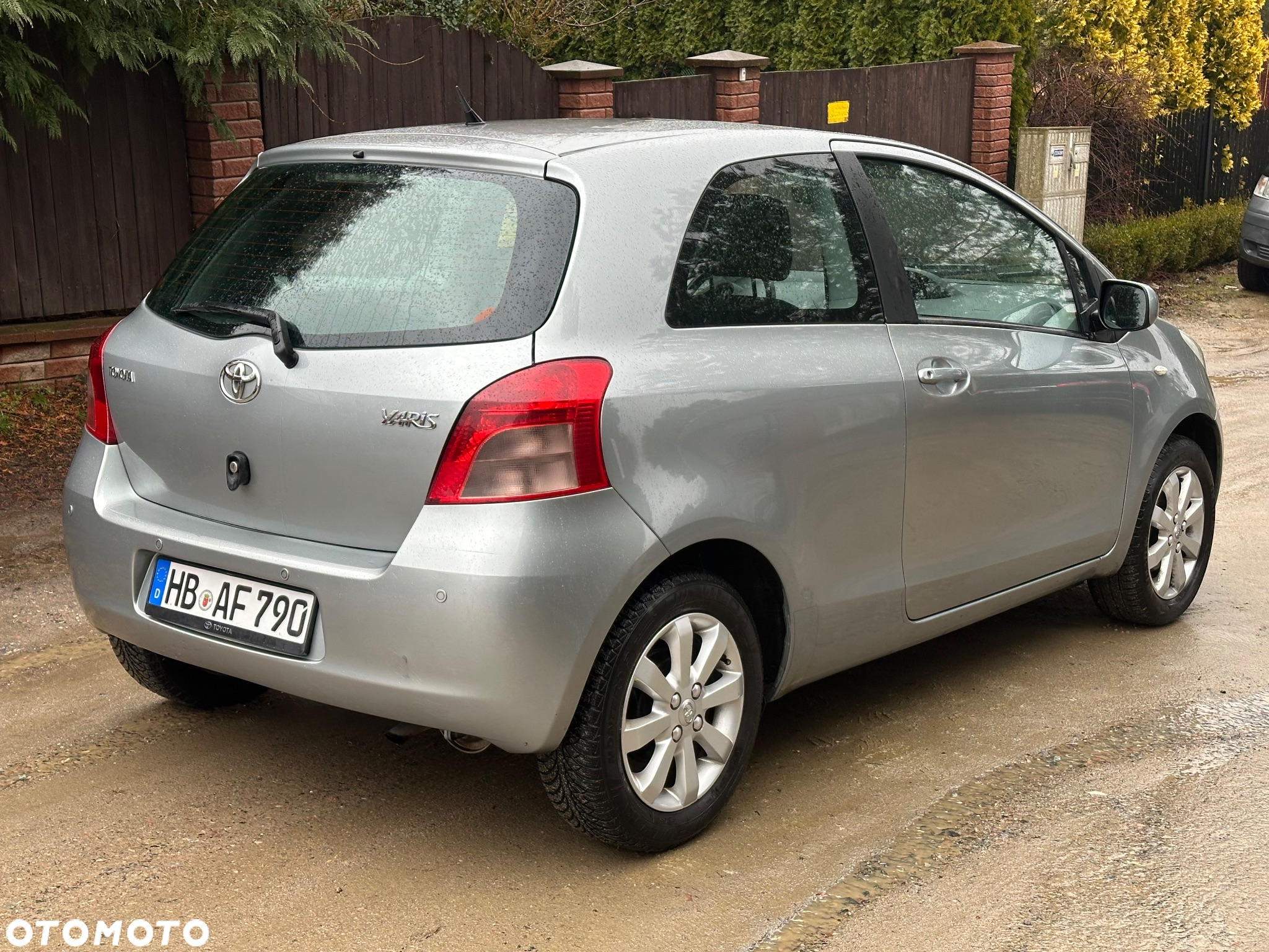 Toyota Yaris 1.0 VVT-i Cool - 6