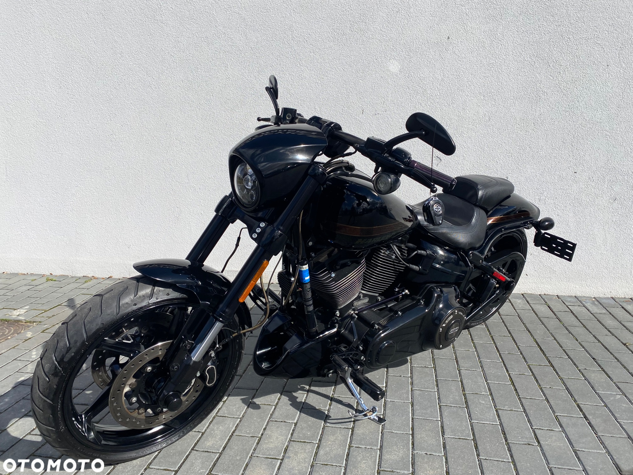 Harley-Davidson FXSB Breakout - 15